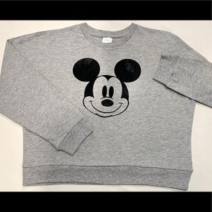 💛 (5/$25) NWT Disney Cropped Sweatshirt